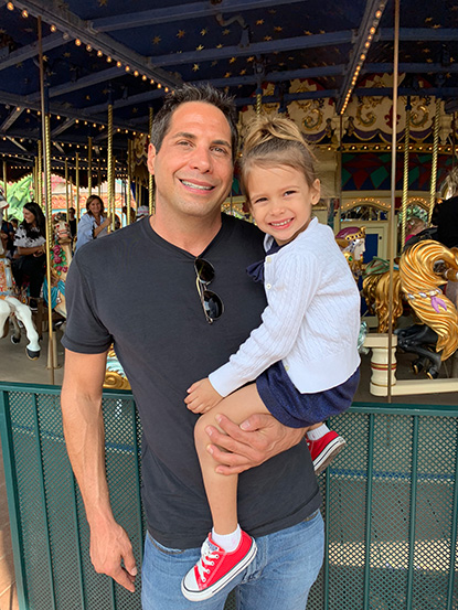 Alexandria-Francis-with-dad-at-the-rides